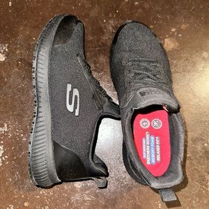 Skechers Work Non-Slip Black Shoes Memory Foam Relaxed fit US 7 Women Worn once